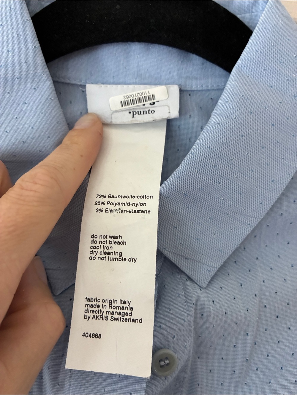 ✨CLOSET CLEAROUT✨Akris Punto dot poplin button-down with side inserts Size 4 - Picture 4 of 8